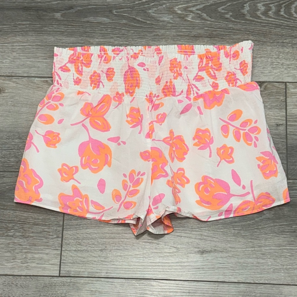 Vineyard Vines pull-on shorts